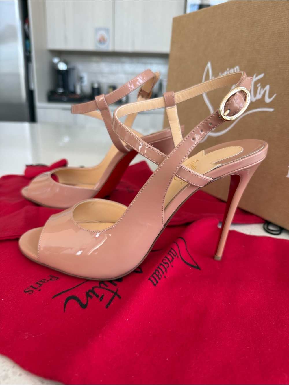 Christian Louboutin Nude Patent Leather Peep-Toe Slingbacks SO JENLOVE 39.5